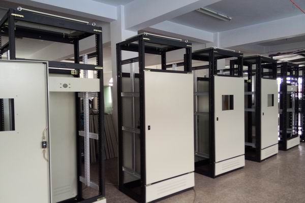 鹤山控制箱-控制箱的合理布置方法